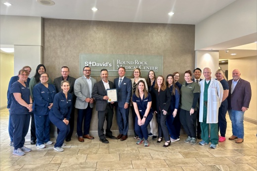 St. David's Round Rock Medical Center staff with Round Rock mayor