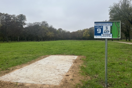 Tee box at the Breckinridge Park disc golf course.