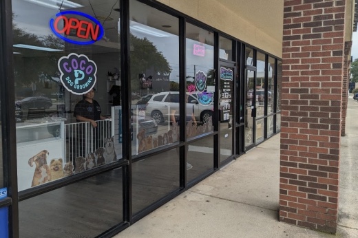 The business offers dog grooming services, including bathing, brushing, nail trimming, ear cleaning and more. (Jonathan Perriello/Community Impact)