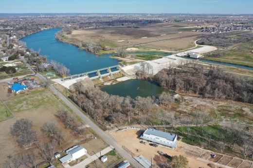 aerial view of Lake Dunlap, its dam and downstream on the Guadalupe River