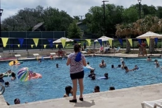 Hollywood Park Voigt Park swimming pool