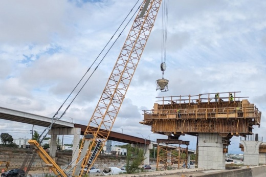 Loop 1604 I 10 interchange construction