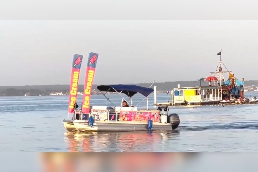 People can see where on Lake Conroe the Conroe Ice Cream Boat is with its live tracker. (Courtesy Conroe Ice Cream Boat)