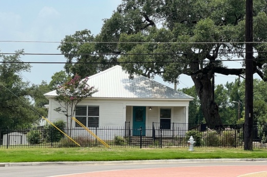 Outside view of Clean Slate Waxing Lounge