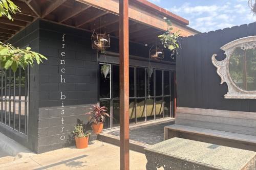 1417 French Bistro was located at 1417 S. First St., Austin, in the Bouldin Creek neighborhood. (Zara Flores/Community Impact)