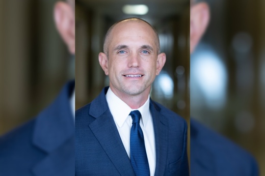 Headshot of Justin Linthicum.