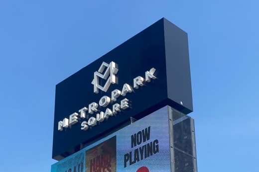 metropark square sign