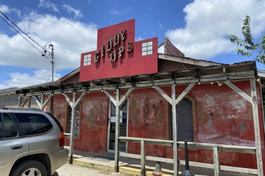 Giddy Ups on Menchaca Road will close in early August. (Sarah Hernandez/Commuunity Impact)