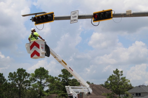 Traffic signal repair