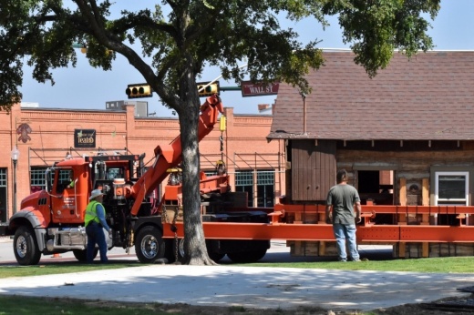 House being moved