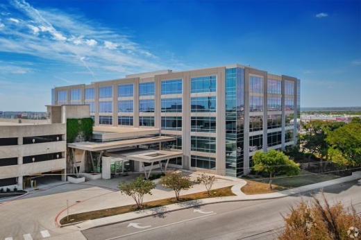 Vista Corporate Center, 13805 W. I-10, in northwest San Antonio, will feature more than 150,000 square feet of office space for Galen College of Nursing's new local campus, beginning in 2025. (Courtesy JLL)