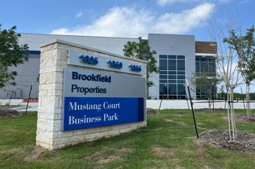 Mustang Court Business Park recently opened and now has spaces available for lease. (Cody Thorn/Community Impact)