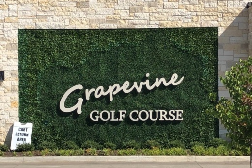 Grapevine Golf Course sign