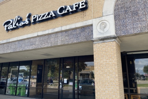 Palio's Pizza Cafe closed in Richardson, according to a lockout notice posted on the front door.