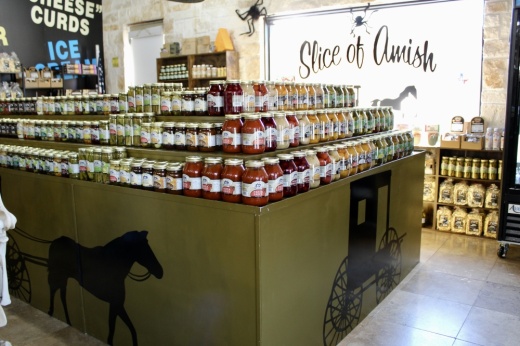 Montgomery’s Slice of Amish offers a variety of jams. (Jovanna Aguilar/Community Impact)