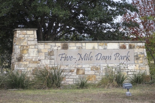 Five Mile Dam Park is located at 4440 Old Stagecoach Road in San Marcos. (Amira Van Leeuwen/Community Impact)