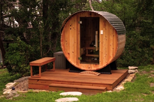Öli Saunas offers a variety of saunas, cold plunges and outdoor showers. (Courtesy Öli Saunas)