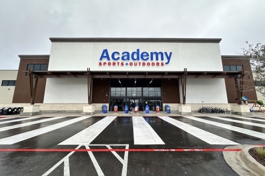 Bulverde residents no longer have to travel into San Antonio. The new store is located at 407 Singing Oaks, Ste. 101, Spring Branch. (Thalia Guzman/Community Impact)