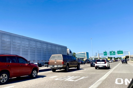 The White Oak Bayou Elevation Project off of the I-10 Katy Freeway in Houston began Jan. 8, with lane closures impacting different sections of the highway. (Cassandra Jenkins/Community Impact)
