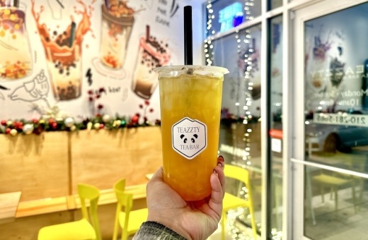 Teazzty Tea Bar opened on Dec. 14 in Shavano Park at 14510 N.W. Military Hwy., San Antonio. (Thalia Guzman/Community Impact)
