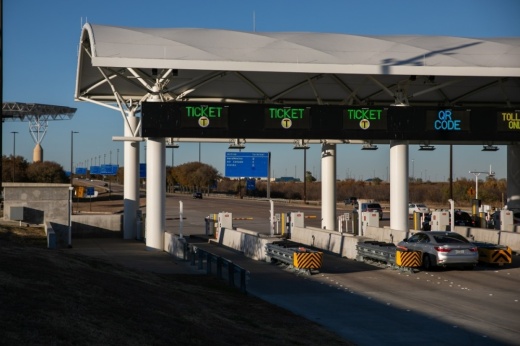The parking exits at Dallas Fort Worth International Airport will become cashless Feb. 1. (Courtesy DFW Airport)