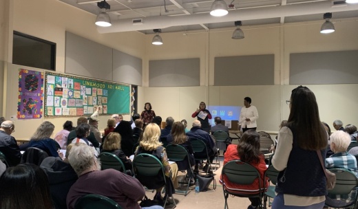 Westridge neighbors gather at Linkwood Community Center to hear from HPW officials on the project's timeline. (Kevin Vu/Community Impact)