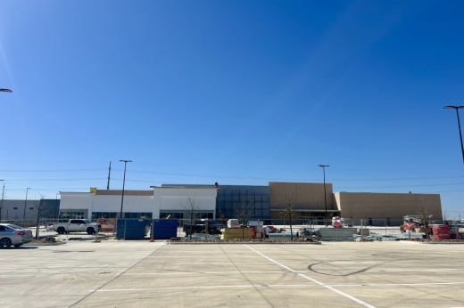 Es Vedra Cinema’s Hooky will offer a range of entertainment options including bowling and cinema. (Gracie Warhurst/Community Impact)