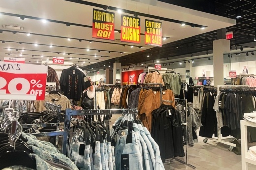 Store closing sales are going on at Forever 21.  (Cody Thorn/Community Impact)