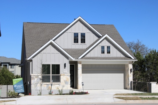 Available Coventry Home in Georgetown.
