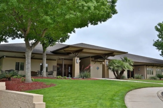 The front of Olympia Hills Golf and Event Center in Universal City, Texas is shown.