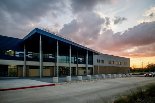 Hildebrandt Intermediate school exterior