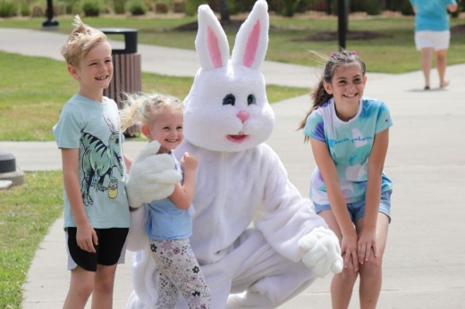 There will be plenty of photo opportunities with the Easter bunny in the southeast Houston area during 2025 Easter weekend at these events. (Courtesy League City Parks and Recreation)
