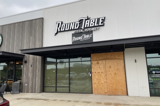 Round Table Pizza will open next to Starbucks in Aquarena Crossing this summer. (Sarah Hernandez/Community Impact)