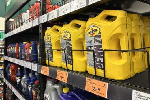 O'Reilly Auto Parts sells synthetic motor oils from different brands such as Pennzoil. (Amira Van Leeuwen/Community Impact)