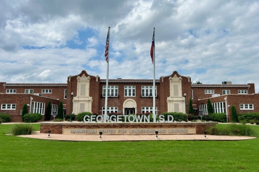 The entrance to the Georgetown ISD building