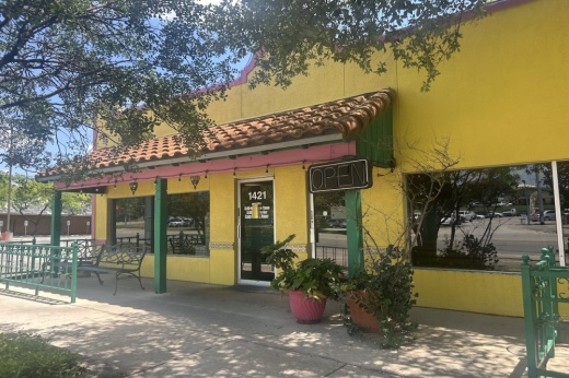 The exterior of a Mexican cafe in Universal City, Texas is shown.