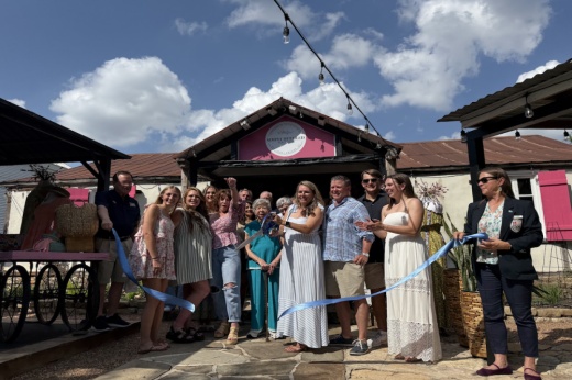 Simply Detailed Boutique, located at 1244 Gruene Road, Bldg. B., New Braunfels, celebrated its change in ownership with a ribbon cutting on June 4. (Maddy Morales/Community Impact)