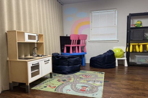 The shelter has occupancy space for 10 people and offers a variety of living spaces and amenities for families and children. (Maddy Morales/Community Impact)