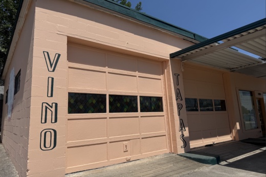 Favorite Neighbor is located at 494 N. Union Avenue, New Braunfels. (Maddy Morales/Community Impact)