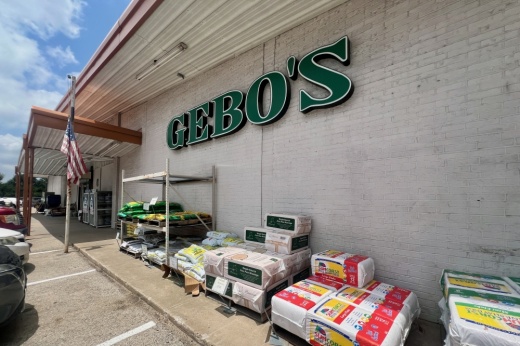Gebo's store exterior
