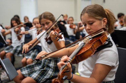 kids playing violin
