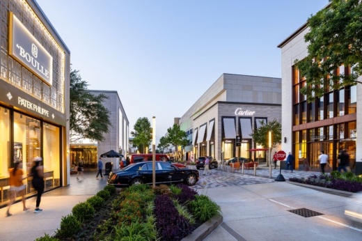 River Oaks District is home to luxury retailers, such as Hermes, Dior and Cartier. (Courtesy Shannon O'Hara)