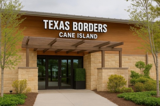 The menu features Cajun, American and Tex-Mex cuisine including various pastas, wings, burgers, quesadillas and seafood dishes. (Courtesy Texas Borders Bar & Grill)