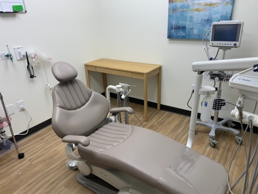 Orange Tree Oral Surgery & Implant Center offers wisdom teeth and other teeth extractions, traumas, IV sedation and other specialized dental care. (Courtesy of Brian Ryu)
