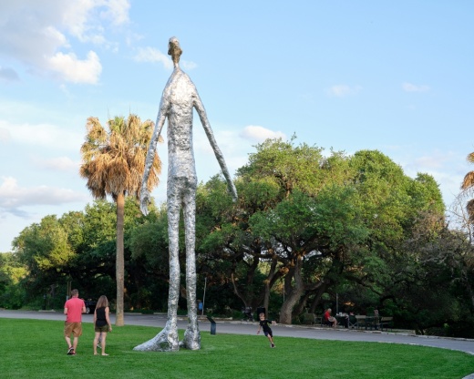 An image of one of the statues.