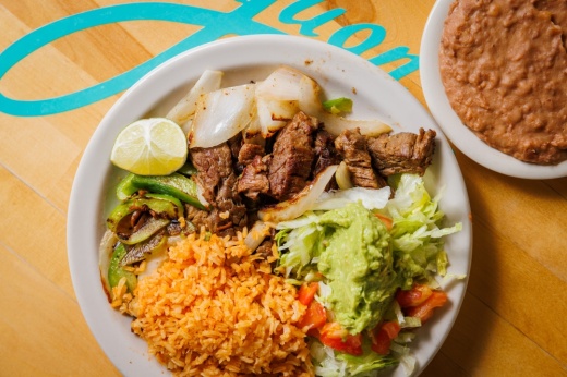 A plate of Mexican food