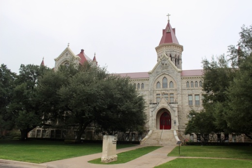 St. Edward's University