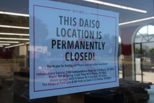 Signage at a Daiso location