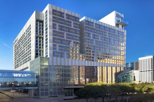 Hilton Americas-Houston is a 1,207-room hotel in Downtown Houston. (Courtesy Hilton Americas-Houston)
