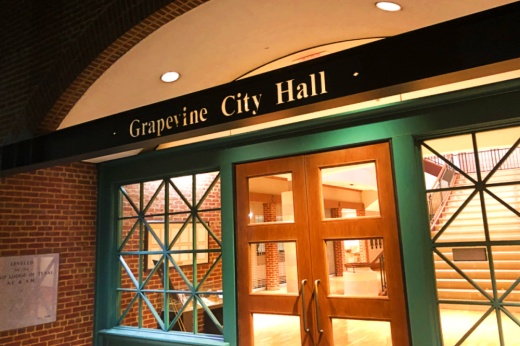 Grapevine City Hall sign